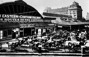 Hansom cabs outside Victoria Station, London
