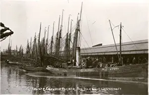 Lowestoft Prints: The Harbour, Lowestoft, Suffolk