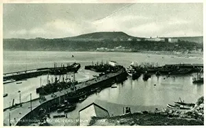 Scarborough Prints: The Harbour & Olivers Mount, Scarborough, Yorkshire