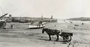 Images Dated 3rd February 2021: The harbour at St. Ives, Cornwall at low tide
