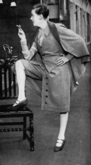 Images Dated 10th September 2016: The Harem Skirt