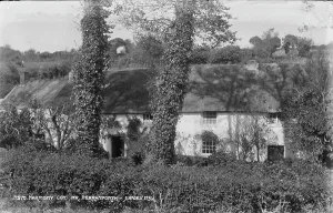 Inviting Prints: Harmony Cottage