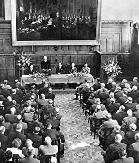 Delivering Prints: Harold Macmillans Speech to the South African Parliament, 1