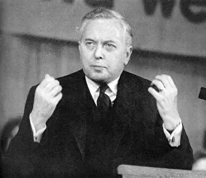 Harold Gallery: Harold Wilson makes speech during the general election