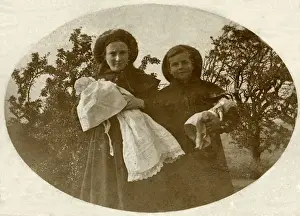 Harrogate Northern Police Orphanage - Girls with dolls