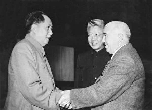 Chairman Collection: Harry Pollitt, Communist Party leader, with Mao Zedong