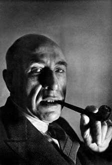 Images Dated 11th July 2016: Harry Price smoking a pipe
