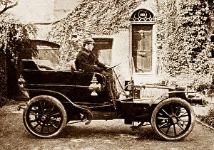 Harry Tate and his MMC veteran car, early 1900s