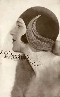 Hat by Molyneux, 1930