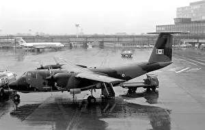 Gatwick Prints: de Havilland Canada CC-115 Buffalo 9459