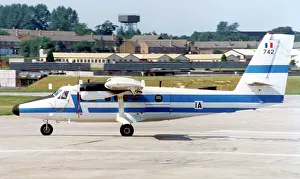 de Havilland Canada DHC-6-300 Twin Otter 742 - IA