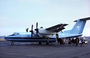 Embarking Prints: De Havilland Canada DHC-7 embarking -Maersk
