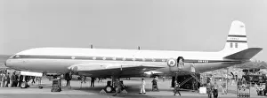 Establishment Prints: A de Havilland Comet 2E - XN453 - RAE