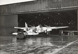 Hatfield Prints: de Havilland DH-98 Mosquito PR-9