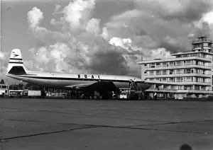 Comet Prints: de Havilland DH106 Comet 2 G-AMXD of BOAC