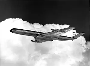 Dh106 Prints: de Havilland DH106 Comet 4 VP-KPJ of East African Airways