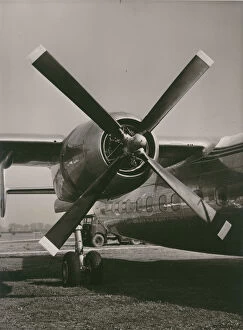 Airspeed Gallery: de Havilland hollow-steel-bladed propeller under development