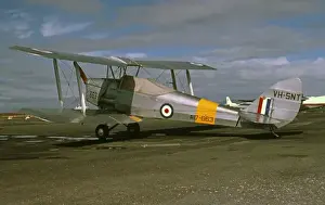 De Havilland Tiger Moth VH-SNT Private Australia 1998