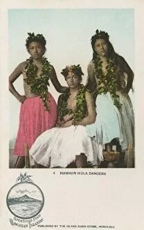 Hawaiian Hula Dancers