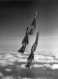1955 Collection: Four Hawker Hunter 1s of 54 Squadron aerobatic team