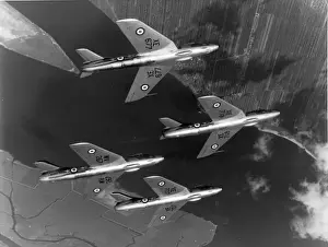 Four Hawker Hunter 4s perform aerobatics