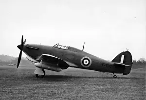 Hawker Prints: Hawker Hurricane I, V7826