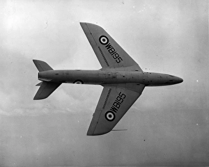 Prototype Gallery: Hawker P1067 Hunter second prototype WB195 in the air