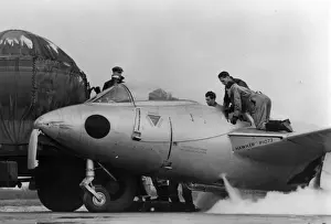 Extensively Prints: Hawker P1072 VP401