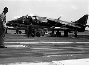 Hawker Siddeley Harrier AV-8A