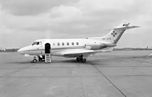 Heathrow Prints: Hawker-Siddeley HS-125-F400A 9K-ACR