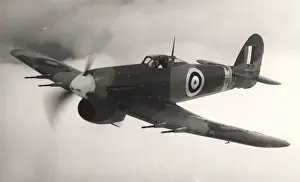 Hawker Typhoon, R7700