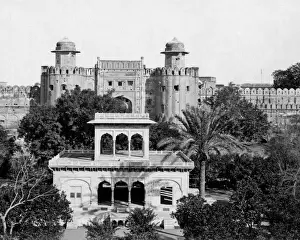 Lahore Prints: Hazuri Bagh, Lahore, Pakistan