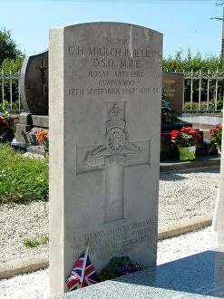 Commando Collection: Headstone Major Gus March-Phillips, St Laurent sur Mer