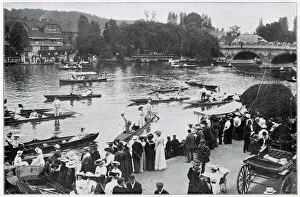 Crowds Collection: Henley Regatta 1903