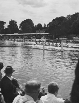 Images Dated 4th July 2011: Henley Regatta 1966