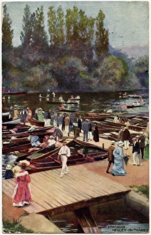 Images Dated 29th April 2016: Henley Regatta - Embarking for a gentle row on the river
