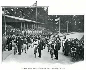 Cycling Collection: Herne Hill Velodrome, cyclists ready to start 1900