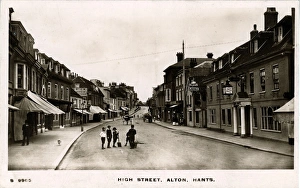 Alton Gallery: High Street, Alton, England