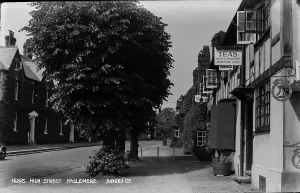 Cakes Prints: High Street in Haslemere