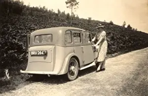 Hillman Six Light Saloon