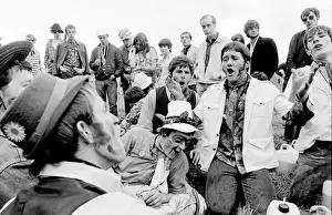 Trendy Prints: Hippy men having fun at Woburn Park