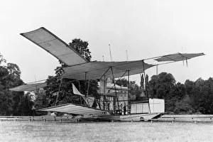 Airframe Gallery: Hiram Maxim Test-Rig 1891 Early Use of Steel Tube Constr?