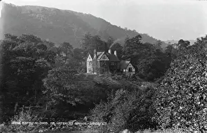 Inviting Prints: Historic House in Bettws-y-Coed