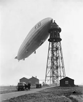 Air Ships Gallery: Hma R33 British Rigid Airship Built for the Royal Naval ?
