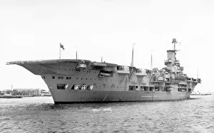 HMAS Sydney R17