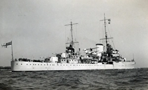 Achilles Gallery: HMS Achilles, British light cruiser, WW2