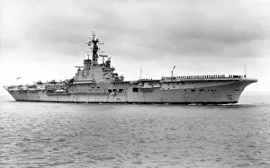 HMS Albion R07