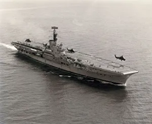 Images Dated 4th February 2015: HMS Albion (R07) when in use as a Commando Carrier