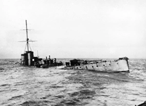 HMS Arethusa, British light cruiser, WW1 HMS Arethusa, British light cruiser, WW1