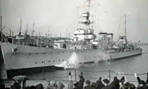 Waving Prints: HMS Dunedin, British light cruiser